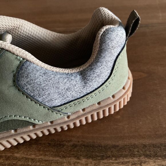 Carter's Olive Green Elastic Lace Sneakers Boys' 13 - Picture 9 of 12